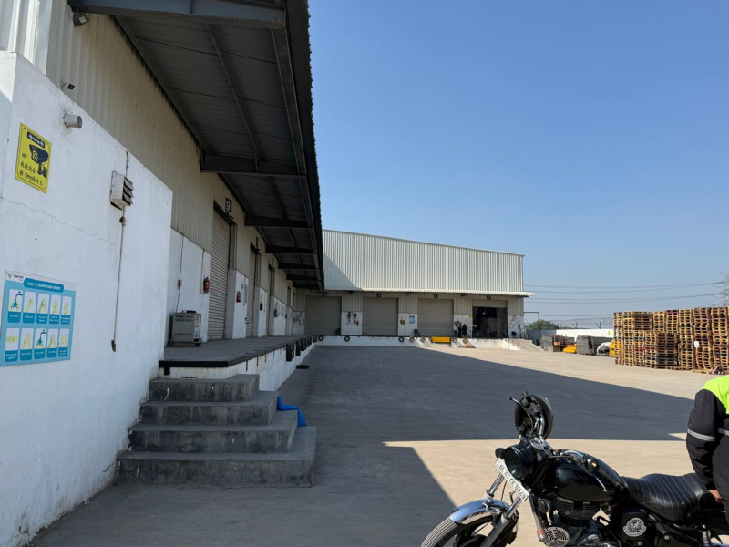  Warehouse 100000 Sq.ft. for Rent in Mundka Village, Delhi