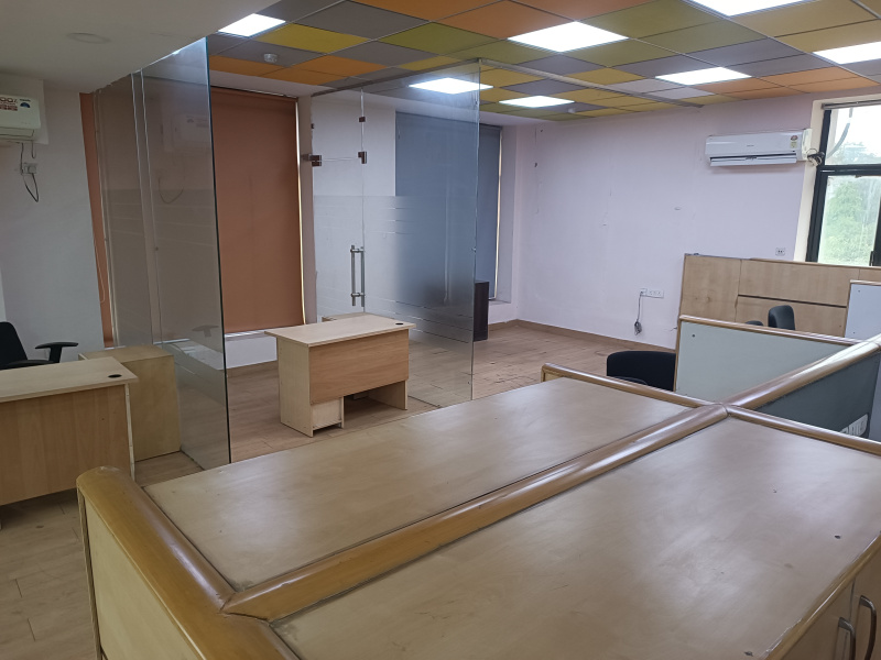  Office Space 2700 Sq.ft. for Sale in Saidulajab, Saket, Delhi