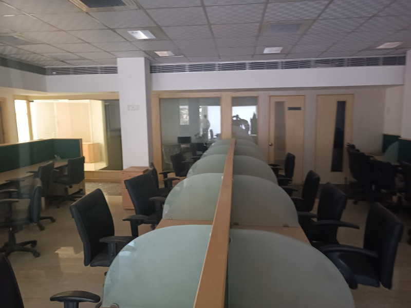  Office Space 1200 Sq.ft. for Rent in Green Park, Delhi
