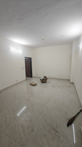  Office Space 1400 Sq.ft. for Rent in Green Park, Delhi