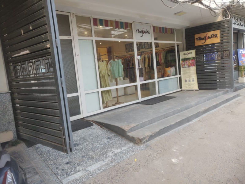  Showroom 1600 Sq.ft. for Rent in Saket, Delhi