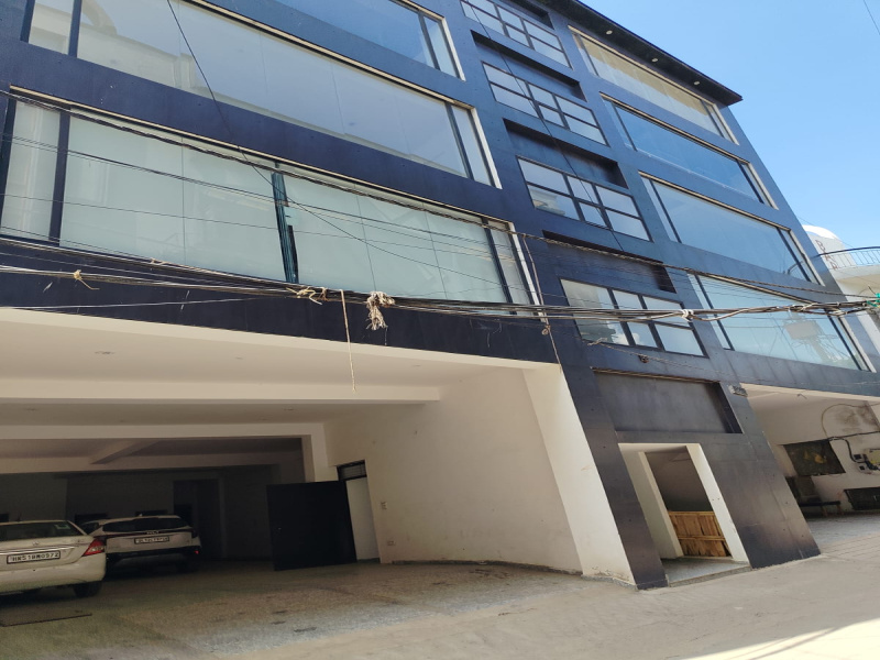  3300 Sq.ft. Office Space for Rent in Saket, Delhi
