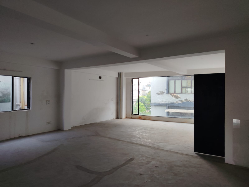 1200 Sq.ft. Showroom for Rent in Saket, Delhi