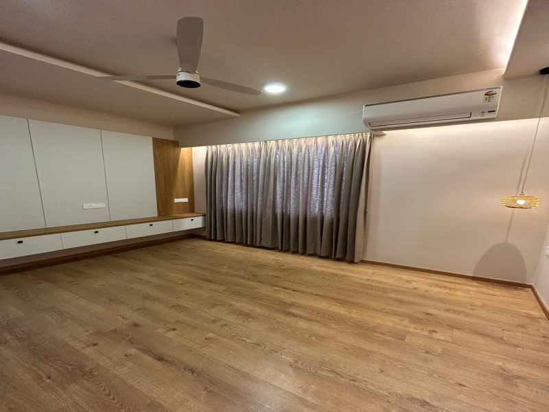3.5 BHK Apartment 1800 Sq.ft. for Rent in T Nagar, Chennai