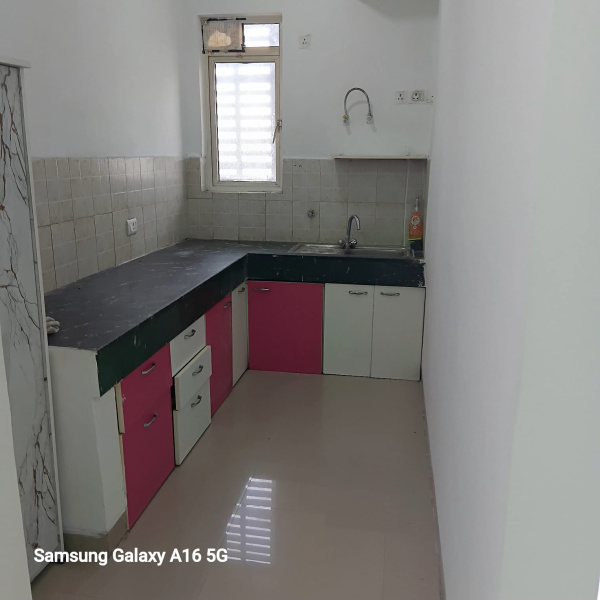 3 BHK Apartment 1400 Sq.ft. for Rent in Sector 84 Faridabad