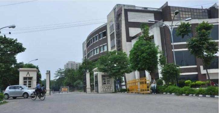 4 BHK Apartment 1600 Sq.ft. for Rent in Sector 52 Gurgaon