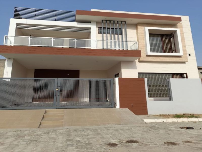 4 BHK 2600 Sq.ft. House & Villa for Sale in Amritsar ByPass Road