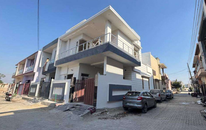 4 BHK House 2000 Sq.ft. for Sale in Kalia Colony, Jalandhar