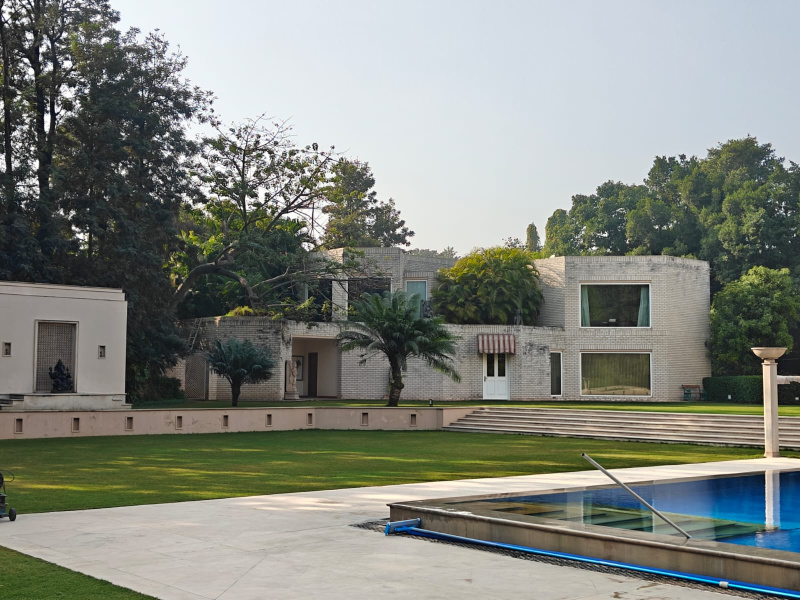 5 BHK 10000 Sq.ft. Farm House for Sale in Rajokri, Delhi