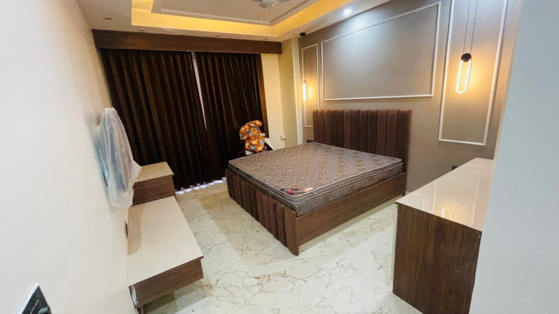  200 Sq.ft. Residential Plot for Rent in Sector 43 Gurgaon