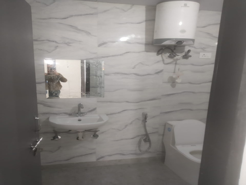  195 Sq. Yards Guest House for Sale in Sector 15 Gurgaon