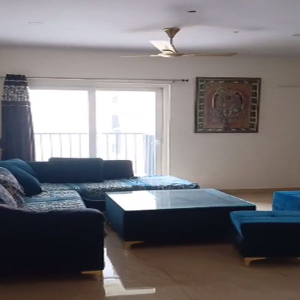 3 BHK 1450 Sq.ft. Apartment for Sale in Yamuna Expressway, Greater Noida