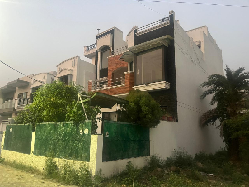 6 BHK House 250 Sq. Yards for Sale in Sector 17, Yamunanagar