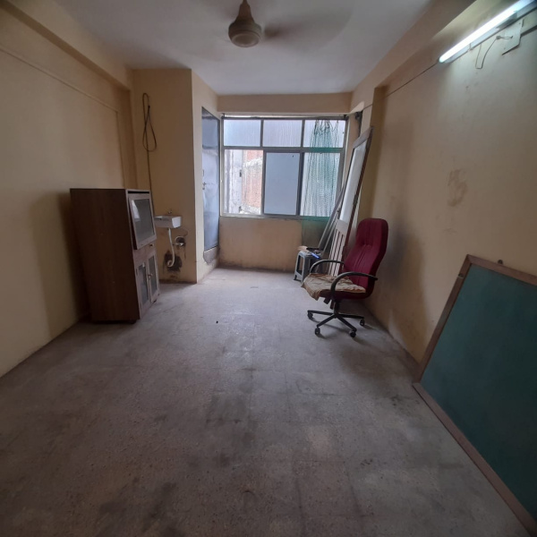  Office Space 188 Sq.ft. for Sale in Dandia Bazar, Vadodara
