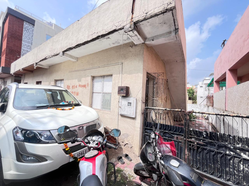1 BHK 850 Sq.ft. House for Sale in Makarpura, Vadodara