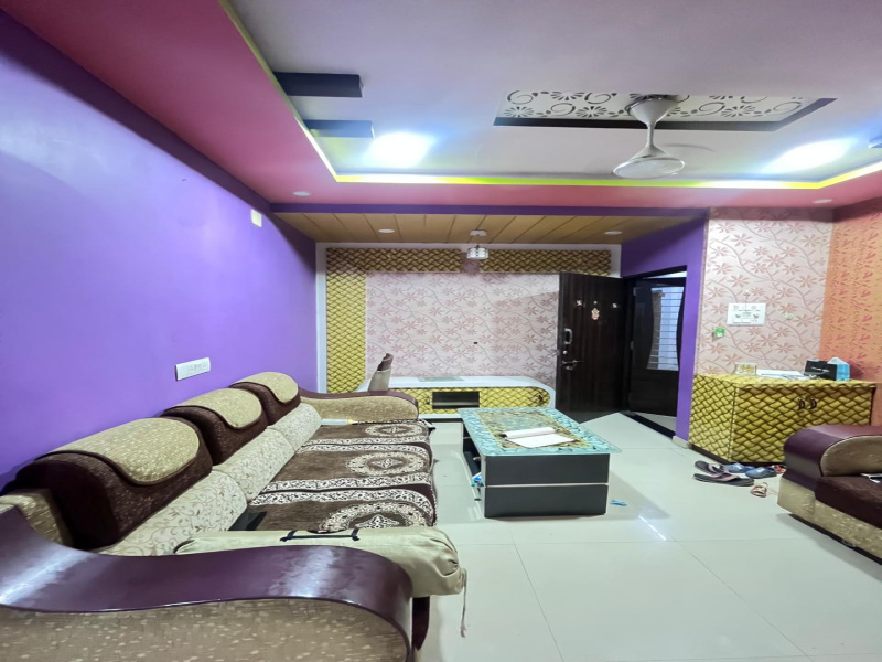 3 BHK 1800 Sq.ft. Apartment for Rent in Manjalpur, Vadodara