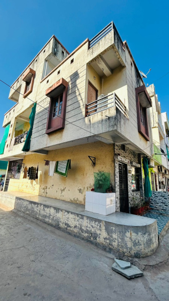 2 BHK 1000 Sq.ft. House for Sale in Makarpura, Vadodara
