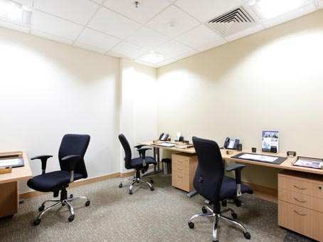 Office Space 556 Sq.ft. for Rent in