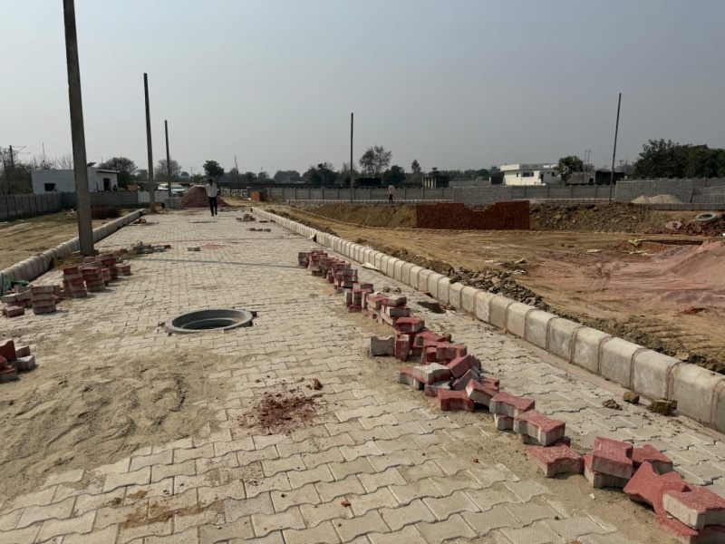  Residential Plot 200 Sq. Yards for Sale in Tilapta Village, Greater Noida