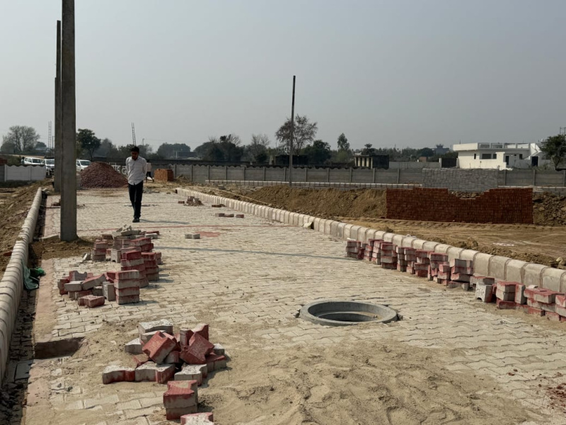  Residential Plot 100 Sq. Yards for Sale in Tilapta Village, Greater Noida