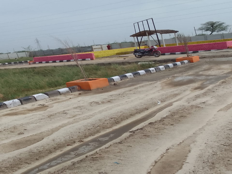  Residential Plot 100 Sq. Yards for Sale in NH-2, Vrindavan