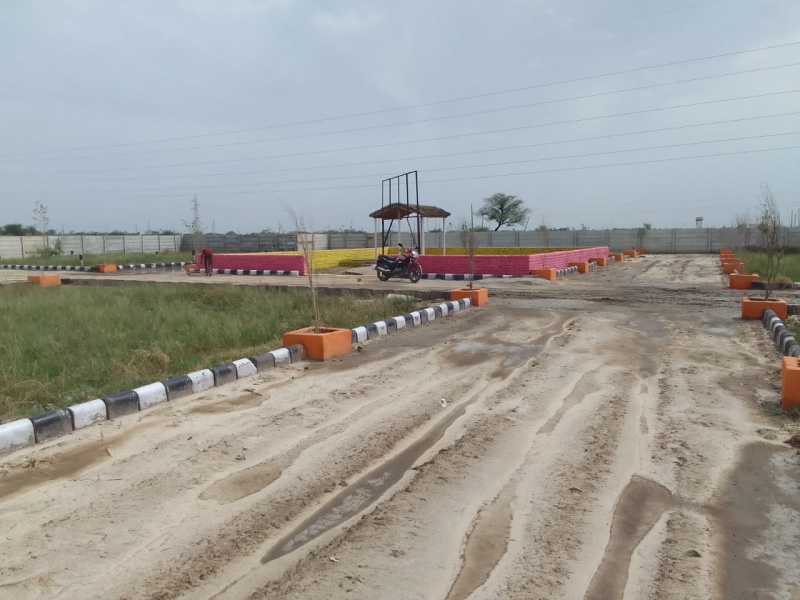 Residential Plot 100 Sq. Yards for Sale in NH-2, Vrindavan