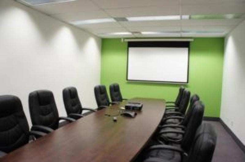 Office Space 978 Sq.ft. for Rent in