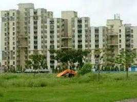 2 BHK Flat for Sale in Link Road, Kandivali West, Mumbai