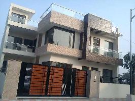  House for Sale in Sector 22 Noida