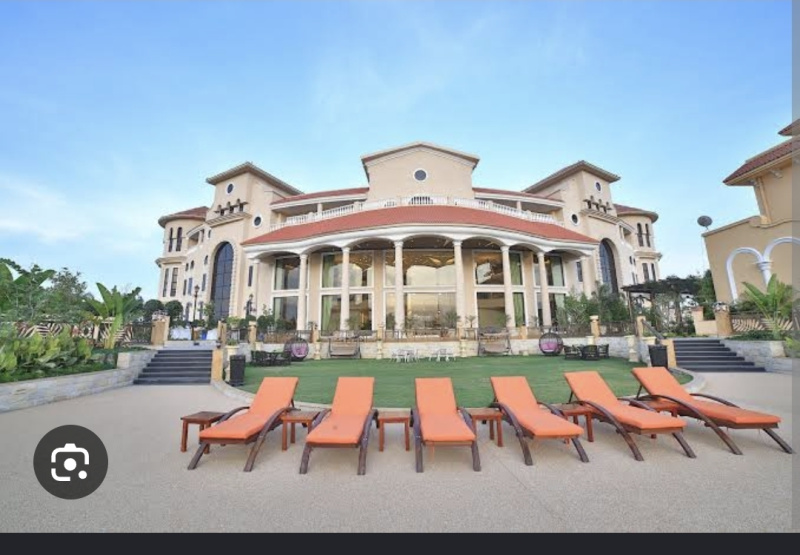  1100 Sq. Yards Residential Plot for Sale in Ghod Dod Road, Surat