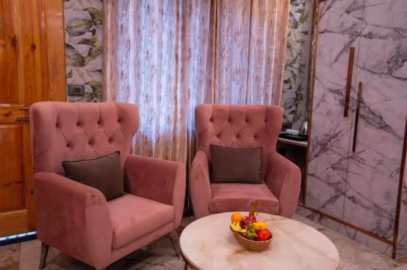  Hotels 6000 Sq.ft. for Sale in Khurpatal, Nainital