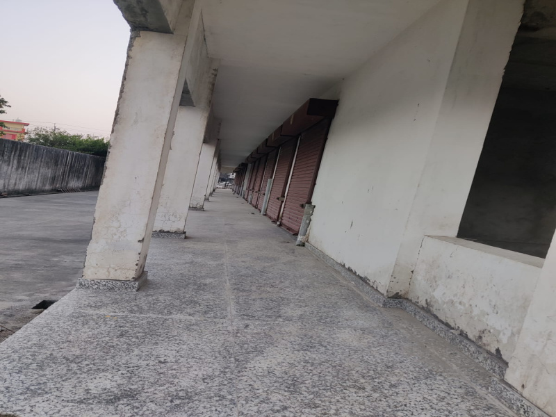 180 Sq.ft. Commercial Shop for Sale in Delhi Road, Moradabad