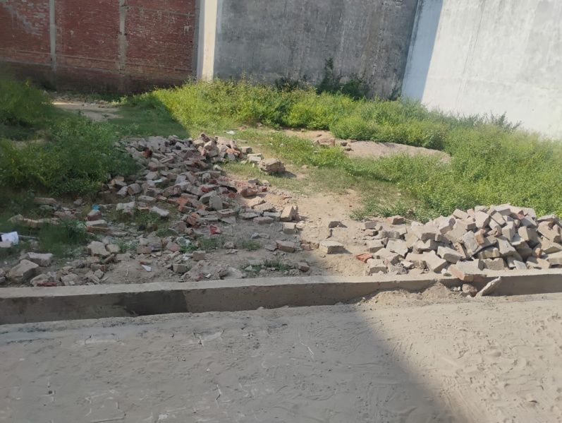  368 Sq. Yards Residential Plot for Sale in Bank Colony, Moradabad