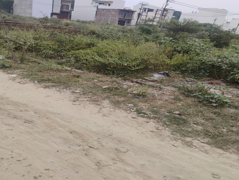  725 Sq. Meter Commercial Land for Sale in Budhi Vihar, Moradabad