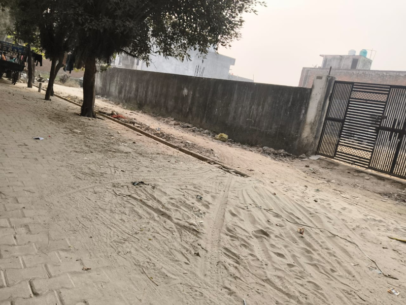  700 Sq. Yards Residential Plot for Sale in Kashiram Nagar, Moradabad