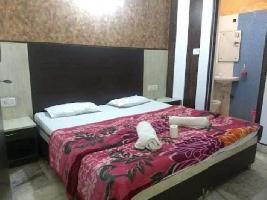  Guest House for Rent in Fatehabad Road, Agra