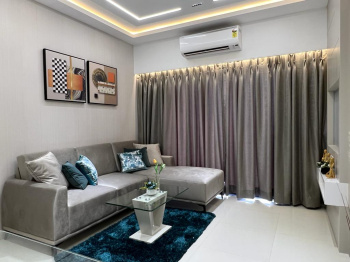 2 BHK Flat for Sale in Lokhandwala Township, Kandivali East, Mumbai