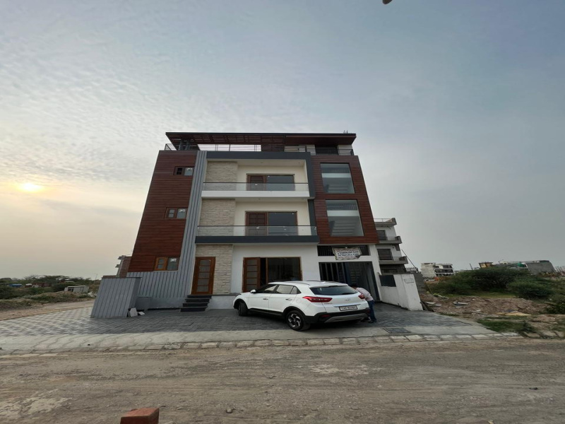 6 BHK 200 Sq. Yards House for Sale in Sector 82 Mohali