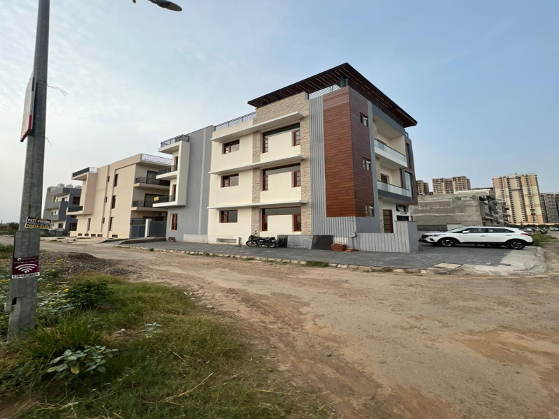6 BHK 200 Sq. Yards House for Sale in Sector 82 Mohali
