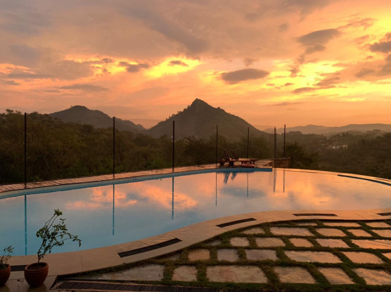  15000 Sq.ft. Hotels for Sale in Badi, Udaipur