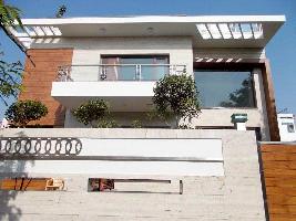 16 BHK House for Sale in DLF Phase I, Gurgaon