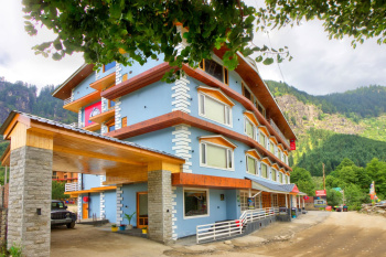  Hotels for Sale in Old Manali