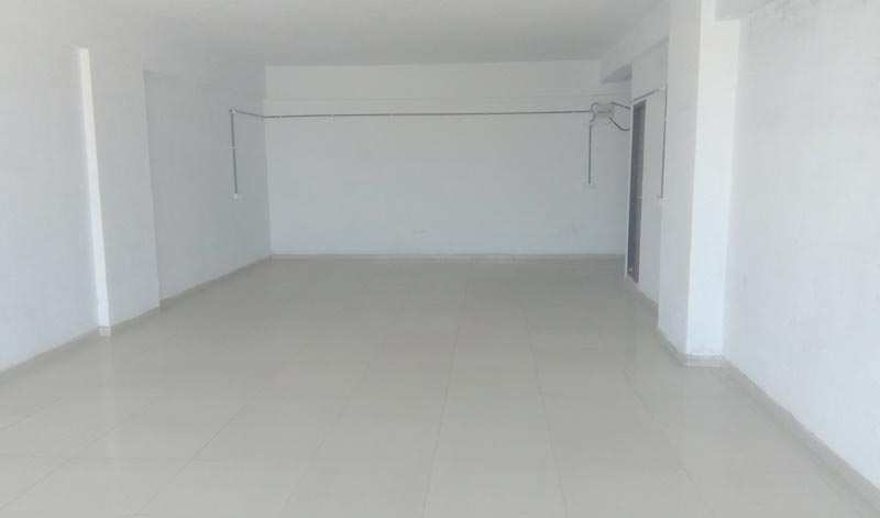 Showroom 9000 Sq.ft. for Rent in