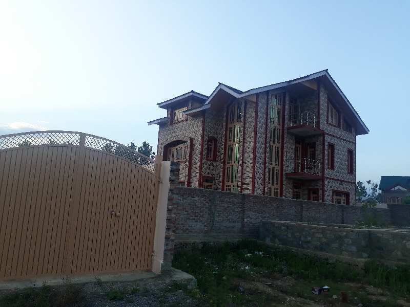 5 BHK House 2000 Sq.ft. for Sale in Hyderpora, Srinagar