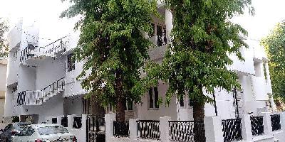 8 BHK House for Sale in Ambawadi, Ahmedabad