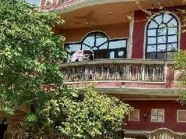 6 BHK House for Sale in Sector 50 Noida