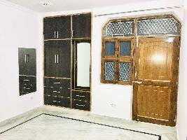 3 BHK Builder Floor for Rent in Mansa Ram Park, Uttam Nagar, Delhi