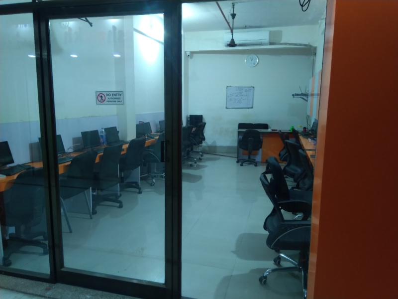  Office Space 300 Sq.ft. for Rent in Badlapur West, Thane