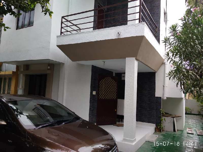 3 BHK House 200 Sq. Yards for Sale in