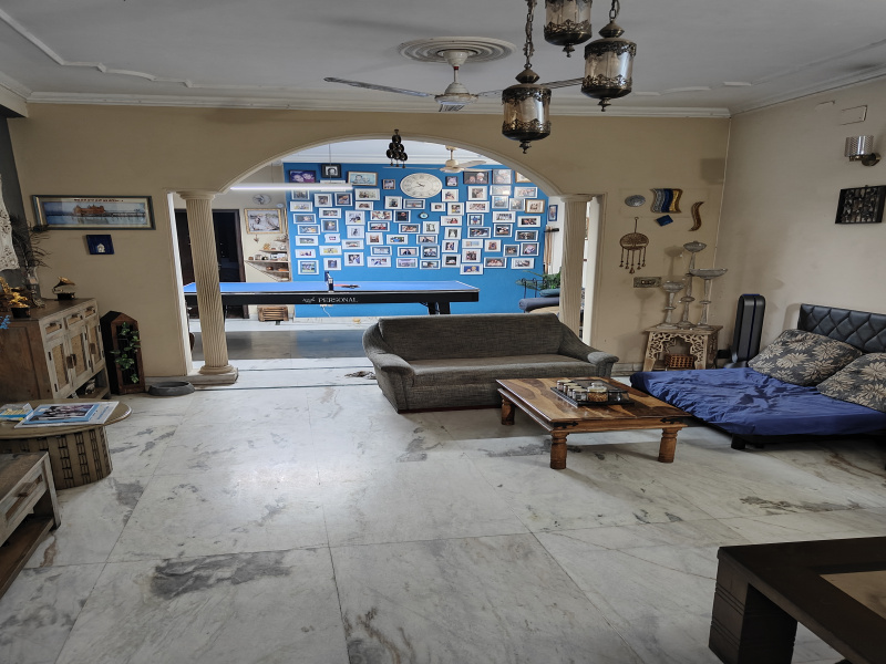 3 BHK Builder Floor 200 Sq.ft. for Sale in Kalkaji, Delhi